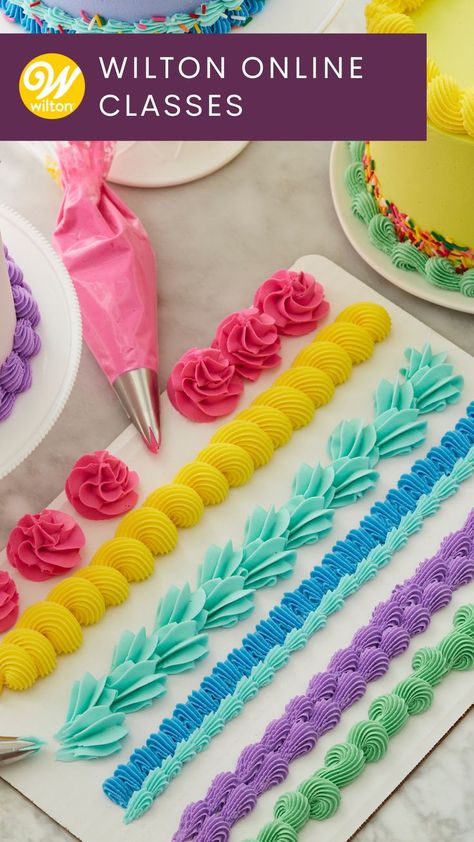 Cake Decorating Basics, Decorator Frosting, Baking School, Cake Decorating Icing, Cake Decorating For Beginners, Cake Classes, Wilton Cake Decorating, Cake Decorating Classes, Icing Tips