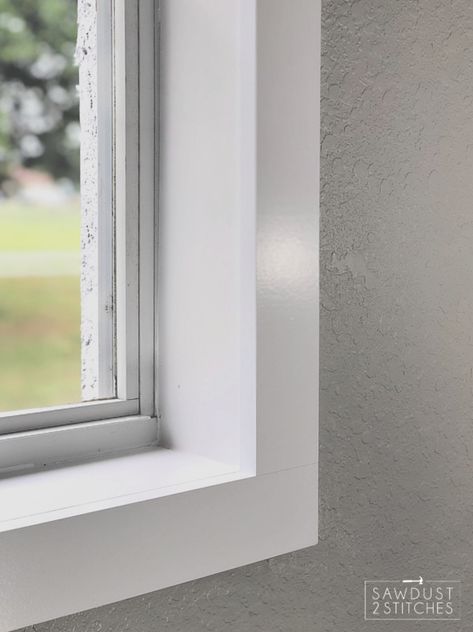 Inside Window Trim Color Ideas, Modern Window Casing, Window Trim Ideas Interior, Modern Window Trim, Window Design Ideas, Window Jamb, Diy Window Trim, Modern Trim, Kitchen Window Design