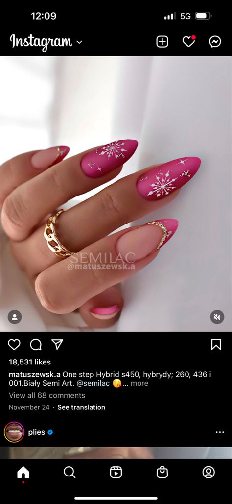 Pink Snow Flakes Nails, Pink Sparkle Christmas Nails, Frosty Pink Nails, Christmas Nails 2023 Pink, Pink Nutcracker Nails, Hot Pink Holiday Nails, Bright Pink Christmas Nails, White And Pink Christmas Nails, Pink And Red Nails Christmas