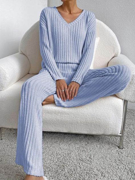 Famulily Women’s 2 Piece Outfits Lounge Sets Rib Knit Matching Pajama Set Long Sleeve V Neck Tops Wide Leg Pants with Pockets, knit outfits, womens pjs, slumber party inspo, slumber party, sleepover, galntines, sleepover party, women, comfy, soft Top And Pants Set, Estilo Chic, Top Pants Set, Todays Outfit, Loungewear Set, Mua Sắm, Look Casual, Two Piece Outfit, Look Chic