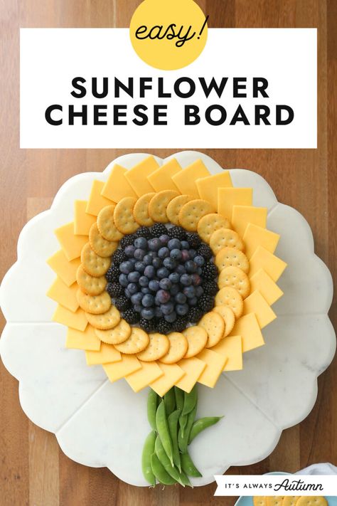 Sunflower Charcuterie, Sunflower Party, Charcuterie Inspiration, Charcuterie And Cheese Board, Blueberry Jam, Charcuterie Recipes, Ritz Crackers, Snacks Für Party, Food Platters