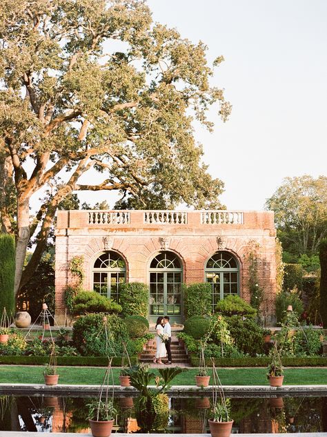 Filoli Engagement Photos | Filoli Wedding | South Bay Wedding Venues Napa Valley Engagement Photos, Filoli Gardens Photoshoot, Filoli Wedding, Northern California Wedding Venues, Wedding California, Private Estate Wedding, Napa Wedding, California Wedding Venues, Photos Inspo