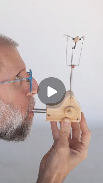 Automata Diy How To Make, Automaton Diy, Automata Diy, Art And Craft Ideas Creativity, Diy Electric Toys, Diy Wooden Toys, Puppet Mechanics, Diy Mechanical Toys, Rolling Ball Sculpture