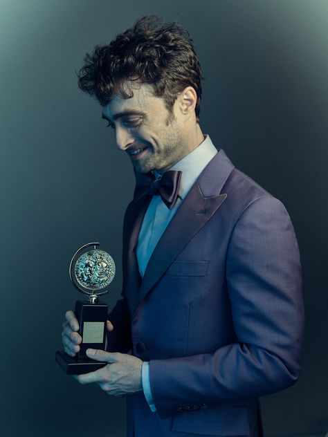 2024 Tony Award Winners (8) | Images :: Behance Daniel Radcliffe Movies, Swiss Army Man, Army Man, Daniel Radcliffe Harry Potter, Tony Award, Film Lovers, City Of London, Army Men, Fields Photography