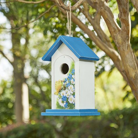 This charming hand-crafted distressed solid wood birdhouse featured with aesthetic daisy painting attracting a vivid butterfly to stop. Aesthetic Daisy Painting, Aesthetic Daisy, Wood Birdhouses, Stone Chimney, Daisy Painting, Bird Care, Garden Backyard, Stop It, Butterfly Pattern