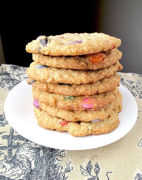 Smartie Cookies, Easy No Bake Cookies, Oatmeal Cookies Easy, Easy Oatmeal, Oatmeal Cookies Chewy, Cookies Easy, Oatmeal Cookie Recipes, Chocolate Sandwich Cookies, Delicious Cookies