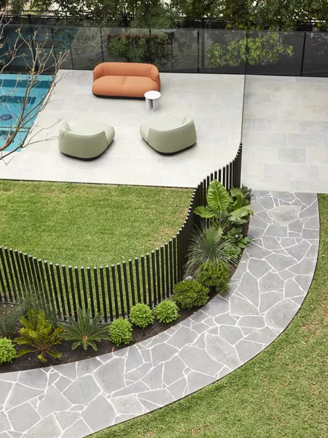 Pool Fencing, Alfresco Dining Area, Pool Landscape Design, Est Living, Pool Landscape, Concrete Pool, Backyard Pool Landscaping, Melbourne House, Yard Landscape