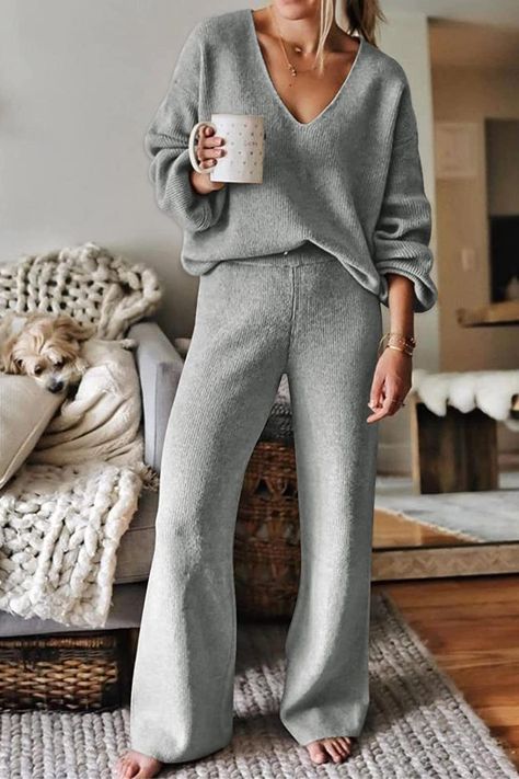 Polished Sporty Outfits, Sweater Lounge Set, Lounge Sets For Women, Sweatsuit Outfits, Hourglass Outfits, Knit Loungewear Set, Lounge Outfits, Womens Knit Sweater, Loungewear Outfits