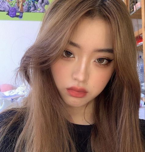 find more ulzzang girls' icons on my acc ♡ Light Hair Dark Eyebrows, Brown Hair And Freckles, Hair Color For Tan Skin, Grad Hair, Brown Hair Trends, Hair Color For Brown Skin, Warm Hair Color, Girl Port, How To Have Style