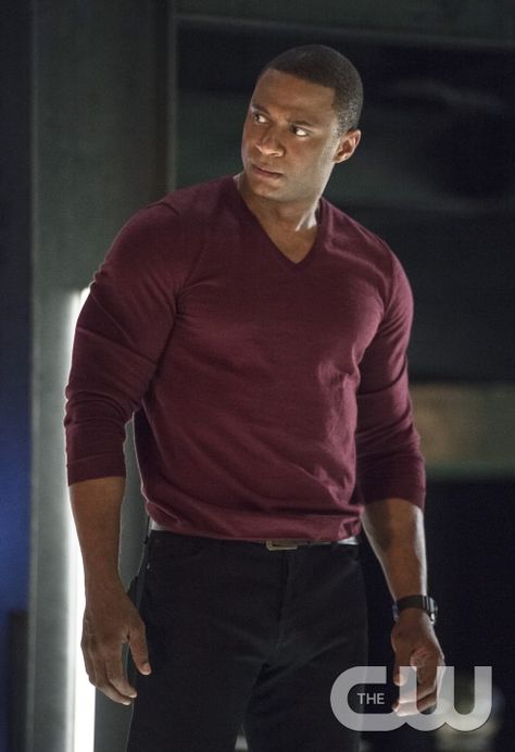 Arrow "Haunted" S4EP5 Arrow Family, Arrow Season 4, John Diggle, David Ramsey, Arrow Tv Series, Arrow Cw, Arrow (tv Show), Oliver And Felicity, Arrow Oliver