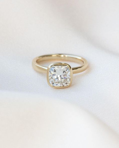 Love's Radiance Christmas Sale: Exquisite Square Cut White Gems Ring A Precious Expression of Devotion. - Etsy Yellow Gold Anniversary Rings, Gems Ring, Cushion Cut Moissanite, Ring Making, Cz Rings Engagement, Bezel Set Ring, Blood Diamond, Cushion Cut Ring, Cushion Cut Engagement Ring