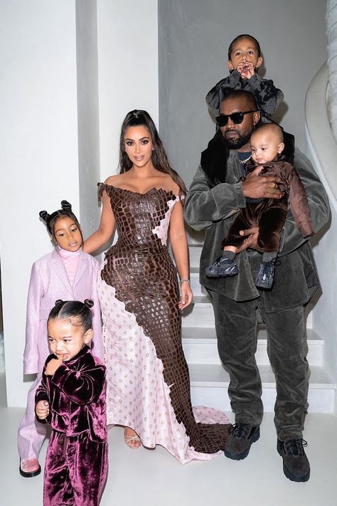 Kim Kardashian's Family Coordinated Christmas Eve Outfits Christmas Outfit Ideas For Family, Kim Kardashian Family, Kim Kardashian Kanye West, Kim Kardashian Outfits, Kim And Kanye, Kardashian Kids, Kardashian Outfit, Kim Kardashian And Kanye, Kardashian Family