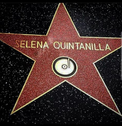 Selena Quintanilla Songs, Selena And Chris Perez, Selena Q, Selena Quintanilla Perez, Selena Quintanilla, Hollywood Walk Of Fame Star, Summer Glow, Hollywood Star, Walk Of Fame