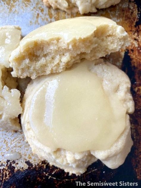 Copycat Crumbl Kentucky Butter Cake Cookies Crumbl Kentucky Butter Cake, Weinerstube Cookies, Kentucky Butter Cookies Recipe, Crumbl Kentucky Butter Cookie Copycat, Kentucky Butter Cookies, Kentucky Butter Cake Cookies, French Cruller Donut, French Butter Cookies, French Cruller