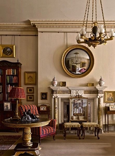 AT CLARENCE HOUSE  The Lancaster room, arranged by Robert Kime for the Prince of Wales and the Duchess of Cornwall. London House Interior, Modern Classical Interior, Elegant Mantel, Historical Interior, Robert Kime, Traditional Chic, English Interior, House Details, Clarence House