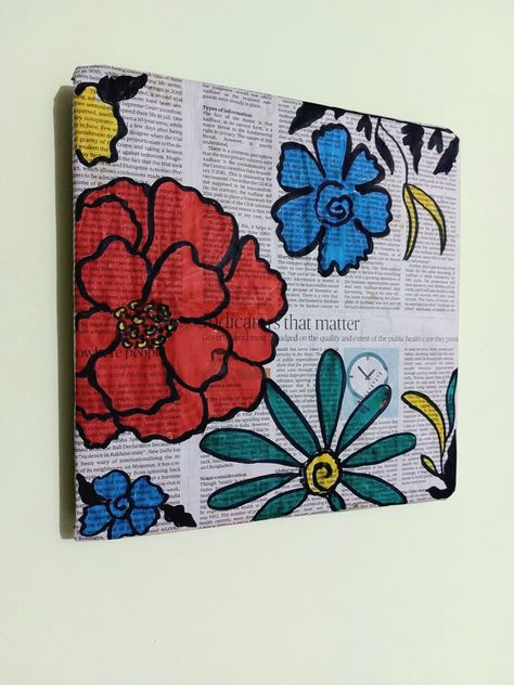 News Paper Painting Ideas, News Paper Wall Art, Paint On Newspaper Ideas, News Paper Wall Decor, Old Newspaper Crafts Decorations, Wall Decor With Newspaper, Diy Newspaper Wall Art, Newspaper Decorations Wall, News Paper Crafts Decoration