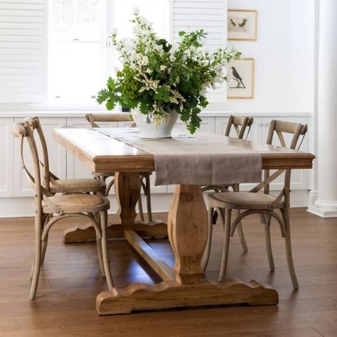 French Country Homes, Hamptons Dining Table, Farmhouse Style Dining Table, French Farmhouse Dining Table, Hamptons Furniture, Cross Back Dining Chairs, Dining Room French, Dining Room Table Centerpieces, Farmhouse Centerpiece