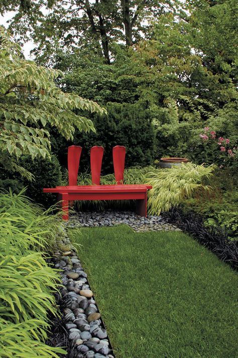 The bright red contrasted with the green creates a focal point. Focal Point Garden, Asia Landscape, Garden Focal Point, Exterior Refresh, Backyard Landscapes, Contemporary Garden Design, Prairie Garden, Potted Plants Outdoor, Good To Great