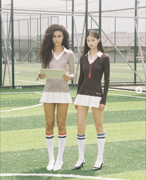 University Tees, Model Inspo, Miniskirt Outfits, Pleated Mini Dress, Sport Dress, Sporty Outfits, 가을 패션, Strike A Pose, Lookbook Outfits