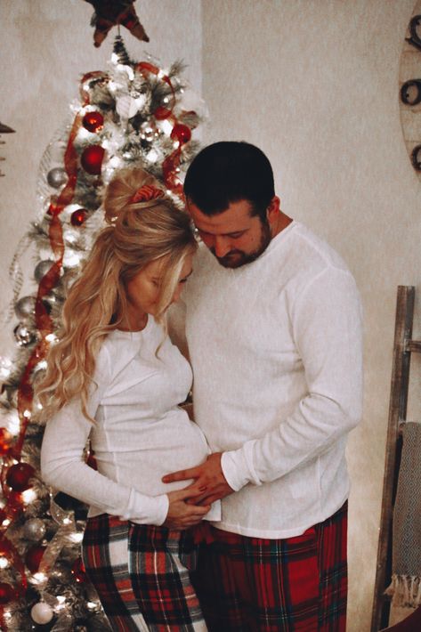 Couple Pregnancy Christmas Pictures, Maternity Pictures You Can Take Yourself, Bump Picture In Front Of Christmas Tree, Christmas Belly Bump Pictures, Bump Christmas Pictures, Christmas Pajamas Maternity Photos, Belly Christmas Photos, Pregnant Couple Christmas Pictures, Christmas Bump Photos