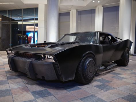 The Batmobile From Matt Reeves' THE BATMAN Is on Display and It's Our Best Look Yet — GeekTyrant 2022 Batmobile, The Batman 2022, The Batmobile, Batman 2022, Batman Batmobile, The Dark Knight Trilogy, Matt Reeves, Batman Movie, Cars Movie