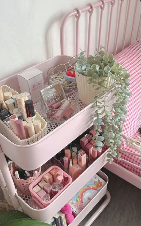 Room Organization Bedroom, Hiasan Bilik Tidur, Uni Room, Dorm Room Inspiration, Pinterest Room Decor, Utility Cart, Girly Room, Amazon Basics, Preppy Room