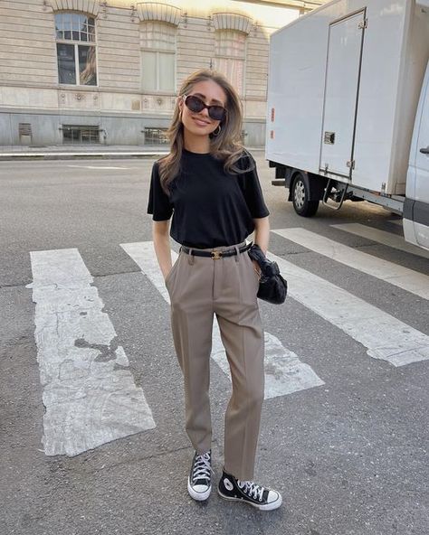 Summer Interview Outfit, Outfits In Summer, Job Interview Outfits, Interview Outfit Ideas, Summer Outfit 2023, Normcore Outfits, Summer Business Casual Outfits, Job Interview Outfit, Interview Outfits Women