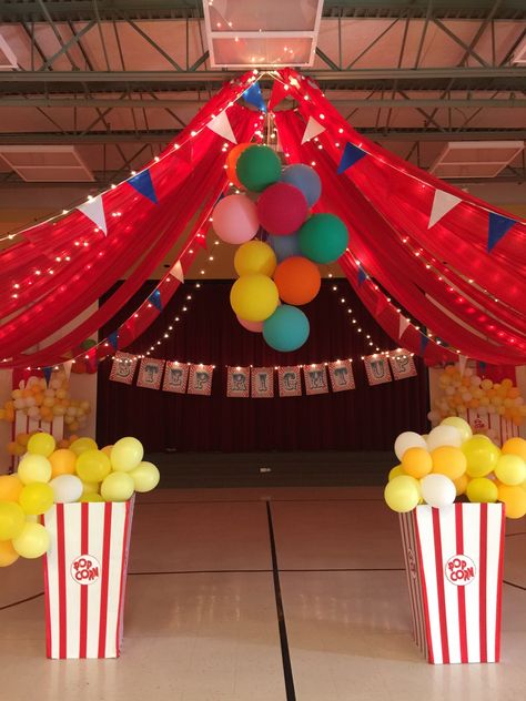 Circus Themed Birthday Party, Carnival Party Decorations, Circus Birthday Party Theme, Carnival Birthday Party Theme, Fall Carnival, Carnival Decorations, Spring Carnival, Circus Theme Party, Kids Carnival