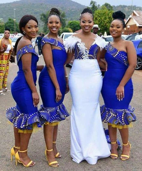 Wedding Dresses For Bridesmaids, Zulu Traditional Wedding Dresses, Fancy Gown, South African Traditional Dresses, African Bridal Dress, African Bridesmaid Dresses, African Traditional Wedding Dress, African Wedding Attire, Maxi Design