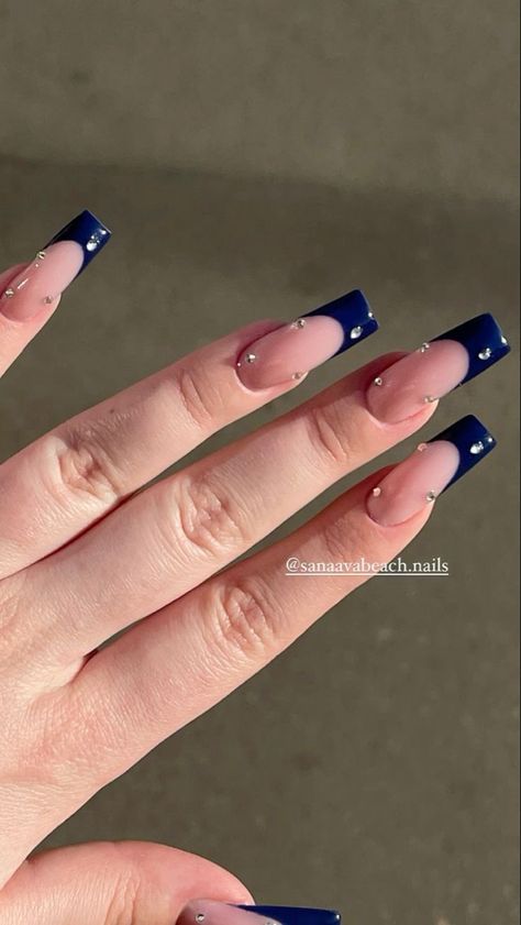 Navy Nails For Prom, Simple Nails Navy Blue, Navy Blue Nails With Rhinestones, Nail Art Designs Navy Blue, Dark Blue Nail Inspo With Design, Navy Blue Formal Nails, Navy Blue Nails For Prom, Dark Blue Nail Designs Ideas, Navy Blue Nails Coffin