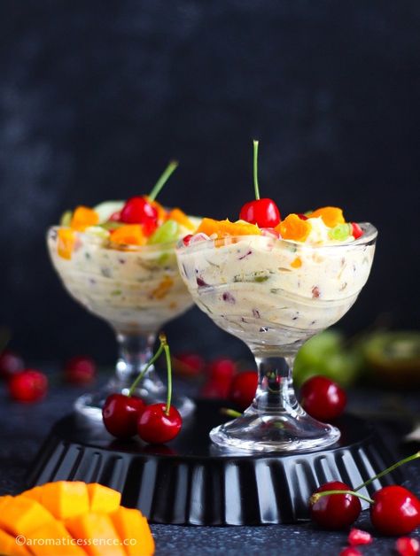 Fruit Salad With Cream, Creamy Fruit Salads, Salad Cream, Fruit Salad Recipe, Fruit Cream, Summer Salads With Fruit, Fresh Fruit Salad, Indian Dessert Recipes, Summer Dessert Recipes