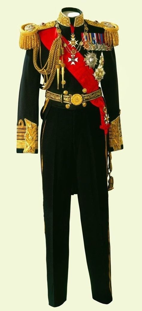 King George VI’s Full Dress Uniform of Admiral of the Fleet (1937) Military Dress Uniform, Drawing Dogs, Ride Horse, Imperial Officer, Prince Clothes, Historical Clothes, British Uniforms, Military Dresses, The British Royal Family