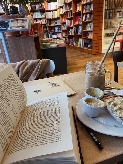 Solo Date Ideas, Solo Date, Bookstore Cafe, Coffee Shop Aesthetic, Improvement Books, Reading Aesthetic, Book Cafe, Vie Motivation, Books For Self Improvement