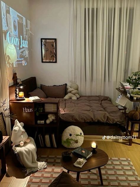 Cozy Bedroom Japanese Style, Make Room More Cozy, Aesthetic Bedroom Minimalist Korean, Room Ideas Aesthetic Two Beds, Korean Room Aesthetic Minimalist, Japanese Bedroom Aesthetic Dark, 450 Studio Apartment, Old Money Studio Apartment, Green Minimalist Bedroom Aesthetic