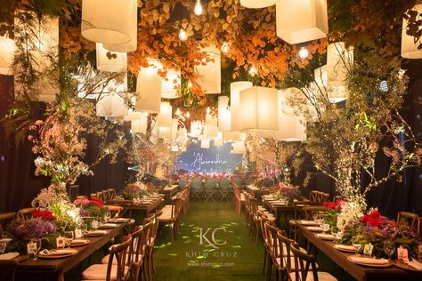 Classy Debut Theme, Debut Theme Ideas Classy Simple, Debut Venue Ideas, Mystic Garden Debut Theme, Mystical Garden Party, Royal Event Theme, Royal Debut Theme, Vintage Debut Theme, Enchanted Debut Theme