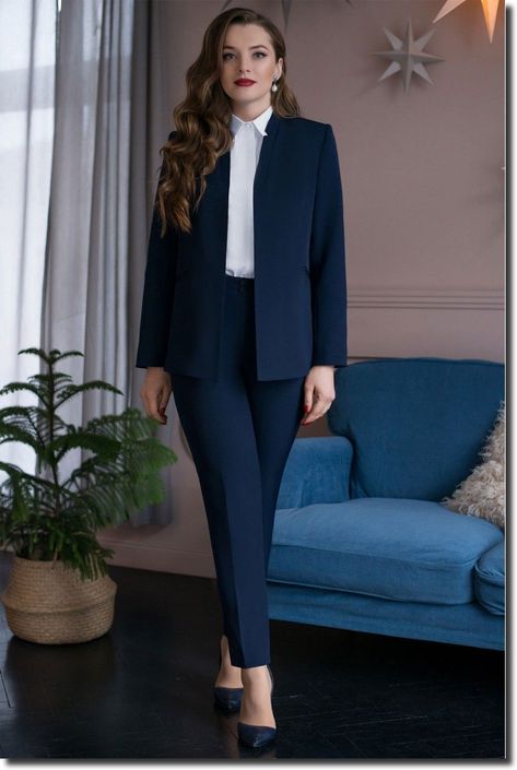 Womens Suit Outfits, Power Dressing Women, Work Outfits Frauen, Blazer Outfits For Women, Business Outfits Women, Women Suit, Attire Women, Woman Suit Fashion, Power Dressing