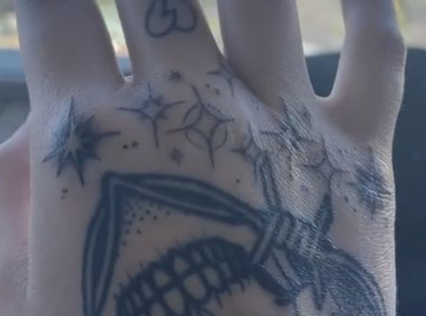 stars Knuckle Tattoo, Knuckle Tattoos, Deathly Hallows Tattoo, Triangle Tattoo, Tattoos, Stars, Pins