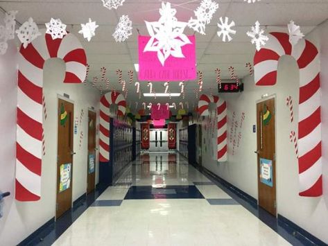 Candy Cane decoration in School Coridoors #christmas #candycanes #christmasdecor #school Christmas Hallway, Classroom Christmas Decorations, Christmas Classroom Door, Candy Cane Decorations, Christmas Door Decoration, Door Decorating Contest, Christmas School, Office Christmas Decorations, Christmas Classroom