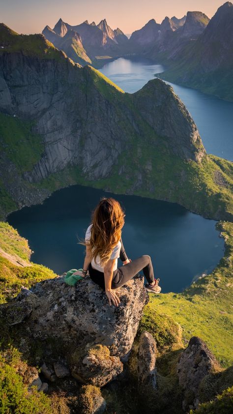 Solo Travel For Women, Life Together, Norway Aesthetic, Norway Summer, Hiking Norway, Traveling Together, Lofoten Norway, Travel Tickets, Hiking Pictures