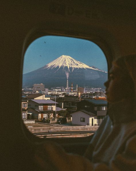 Japan Travel, 35mm Photography, Japan Aesthetic, Shoot Film, Into The Wild, Cinematic Photography, Pretty Places, Photography Inspo, Travel Aesthetic