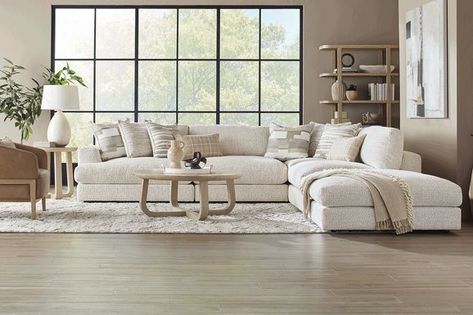 Comfy White Sectional Sofa, Recliners Sofa In Living Room, Cozy Sectional Living Room, Small Sectional Living Room, Southwestern Couch, Cream Couch Living Room Ideas, Cream Couch Living Room, Slipcovered Sofa Living Room, Best Sectional Sofa