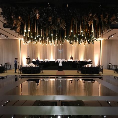 Black Gloss Dance floor Wedding Reception Dance Floor, Light Up Dance Floor, Dance Floor Lighting, Indoor Wedding Receptions, Wedding Mirror, Dance Floor Wedding, Luxury Wedding Decor, Led Dance, Dark Wedding