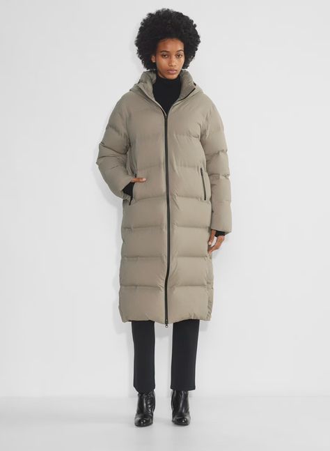 THE SUPER PUFF₂O™ LONG - Long Japanese Rainstop™ waterproof goose down puffer jacket Super Puff Aritzia Outfit, Super Puff Aritzia, Aritzia Outfit, Puffer Jackets For Women, The Super Puff, Puffer Jacket Style, Super Puff, Denim Vans, Down Puffer Jacket