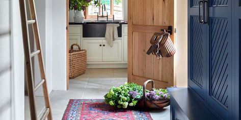 33 Gorgeous Mudrooms That'll Inspire You to Revamp Your Own Tiled Mudroom, Chic Mudroom, Ford Interior, Mudroom Ideas, Light Gray Paint, Mudroom Design, Young House Love, Green Flooring, Take Off Your Shoes