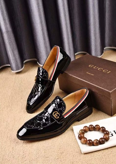 #new #design #fashion #mensclothing #mensfashion #menswear #gucci Gucci Shoes For Men, Boots Outfit Men, Men Shoes Formal, Shoes Formal, Gentleman Shoes, Custom Design Shoes, Shoes Outfit Fashion, Shoes Sneakers Nike, Best Shoes For Men