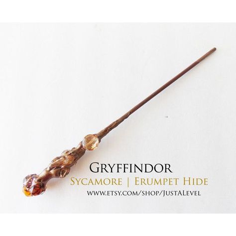 Gryffindor Wand, Harry Potter Wands, Hogwarts Christmas, Remus And Sirius, Witch Wand, Magic Crafts, Harry Potter Wizard, Wizard Wand, Harry Potter Outfits