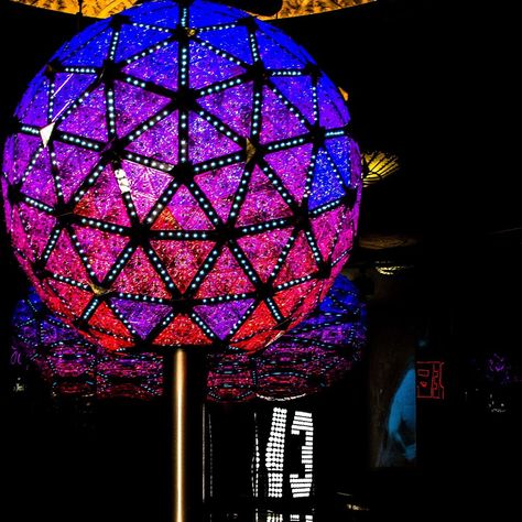 Manhattan, NYC: Times Square, 2013 New Year's Eve ball drop Ball Drop New Years, Times Square Nye, New Year New York, New York Ball, New York New Years Eve, New Years Eve Ball, New Years Ball, Nyc Times Square, Tarot Card Readers