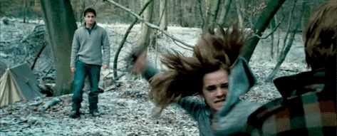 15. Yet, you don’t let your relationship define you. | Community Post: 23 Signs You May Be Hermione Granger Hermione Gif, Hari Poter, Fictional Relationships, Harry And Hermione, Ronald Weasley, Ron And Hermione, Harry Potter Tumblr, Harry Potter Gif, Golden Trio