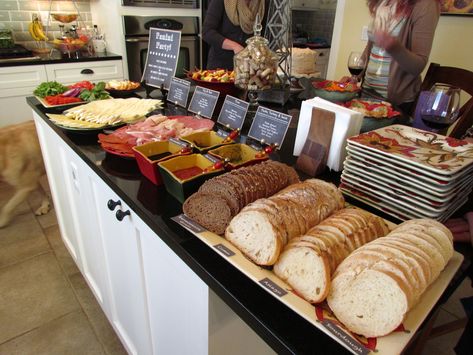 Make Your Own Panini Bar, Panini Party Ideas, Panini Bar Party, Panini Bar Ideas, Sandwich Station Ideas, Panini Station, Soup And Sandwich Party Ideas, Sandwich Bar Buffet, Sandwich Bar Ideas