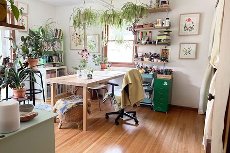 A Tour of My New Studio: A Joyful Plant and Art-Filled Creative Space — My Giant Strawberry: Creative Joy, Watercolor Art and Garden Magic Joy Watercolor, Creative Work Space, Creative Workspace Inspiration, Happy Decor, Creative Studio Space, Artist Workspace, Giant Strawberry, Small Art Studio, Fashion Atelier